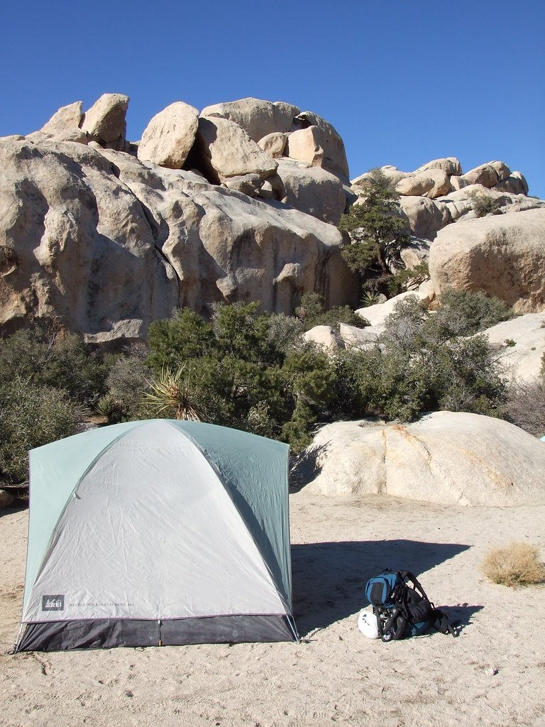 White Tank Campground (bitmask, Flickr, CC BY-SA 2.0)
