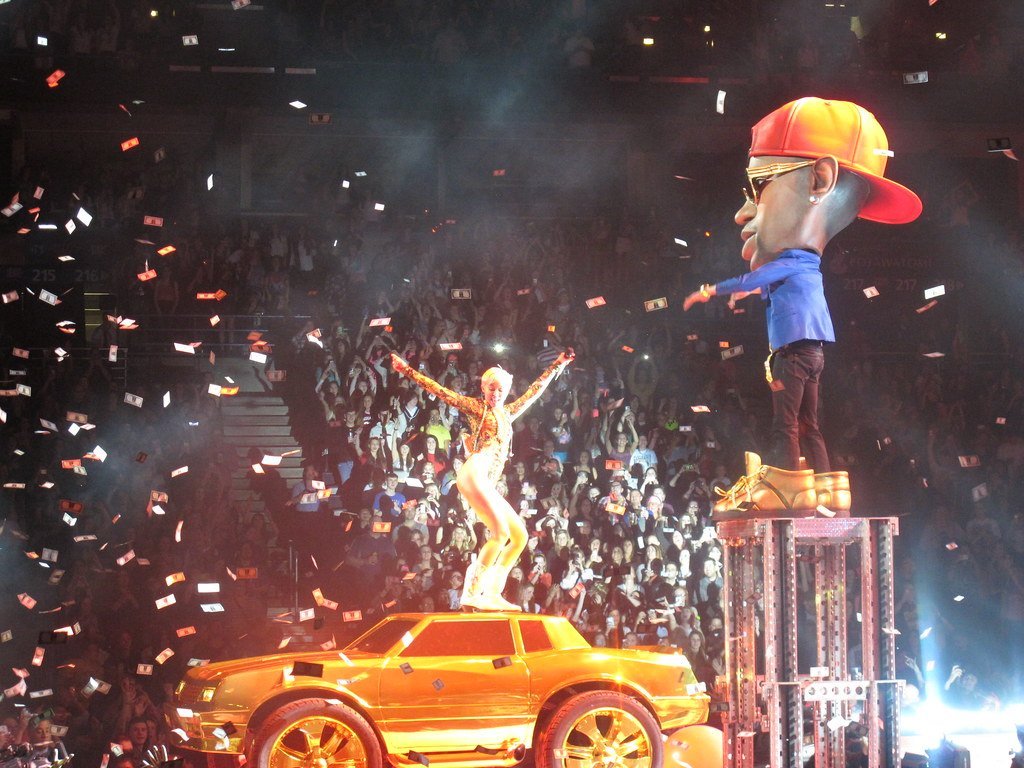 Miley Cyrus (karina3094, Flickr, CC BY-SA 2.0)