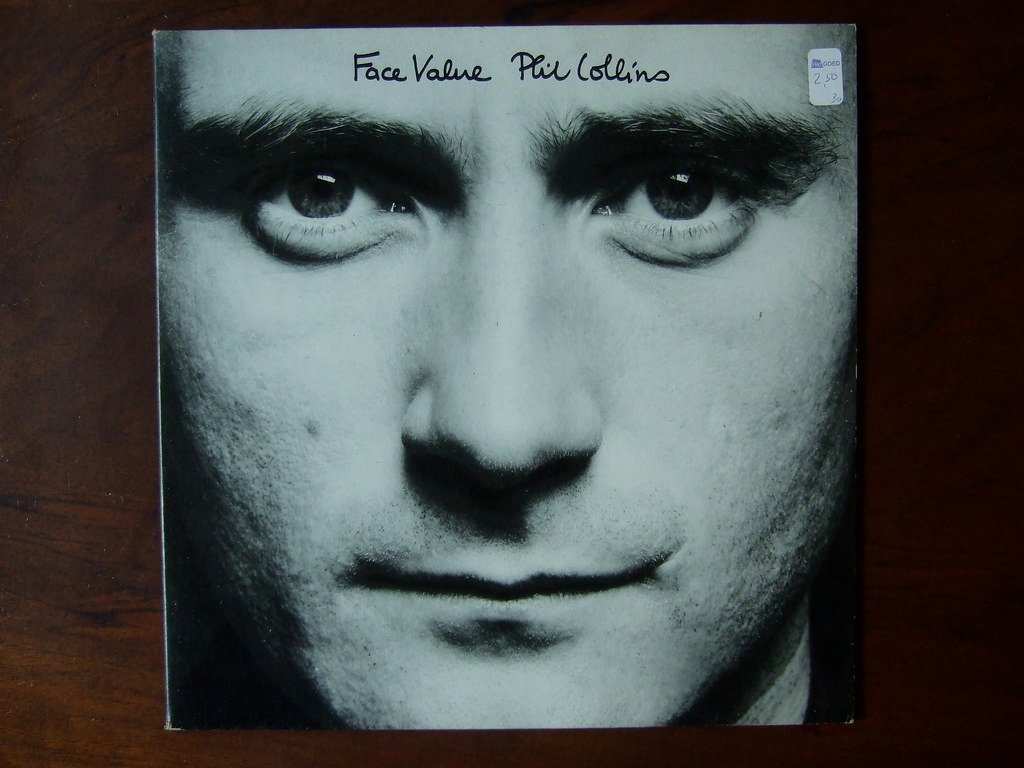 Phil Collins - No Jacket Required (1985) (Piano Piano!, Flickr, CC BY 2.0)
