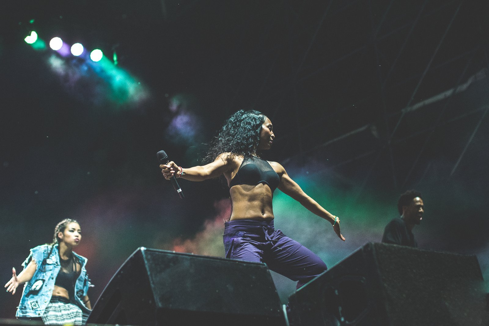 Waterfalls by TLC (93.5 Throwback Bash with TLC @ TD Echo Beach, CC BY 2.0)