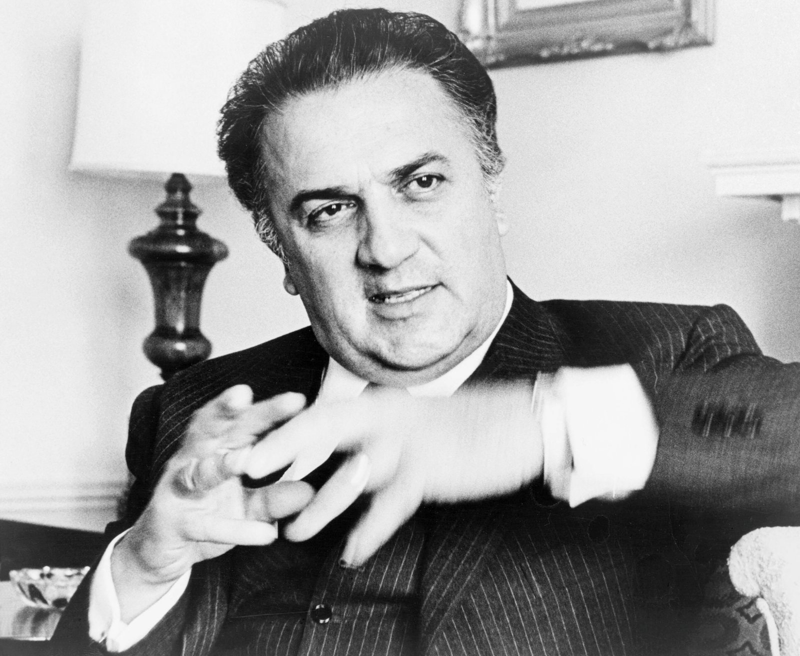Federico Fellini (Library of Congress. New York World-Telegram & Sun Collection. http://hdl.loc.gov/loc.pnp/cph.3c21239, Public domain)