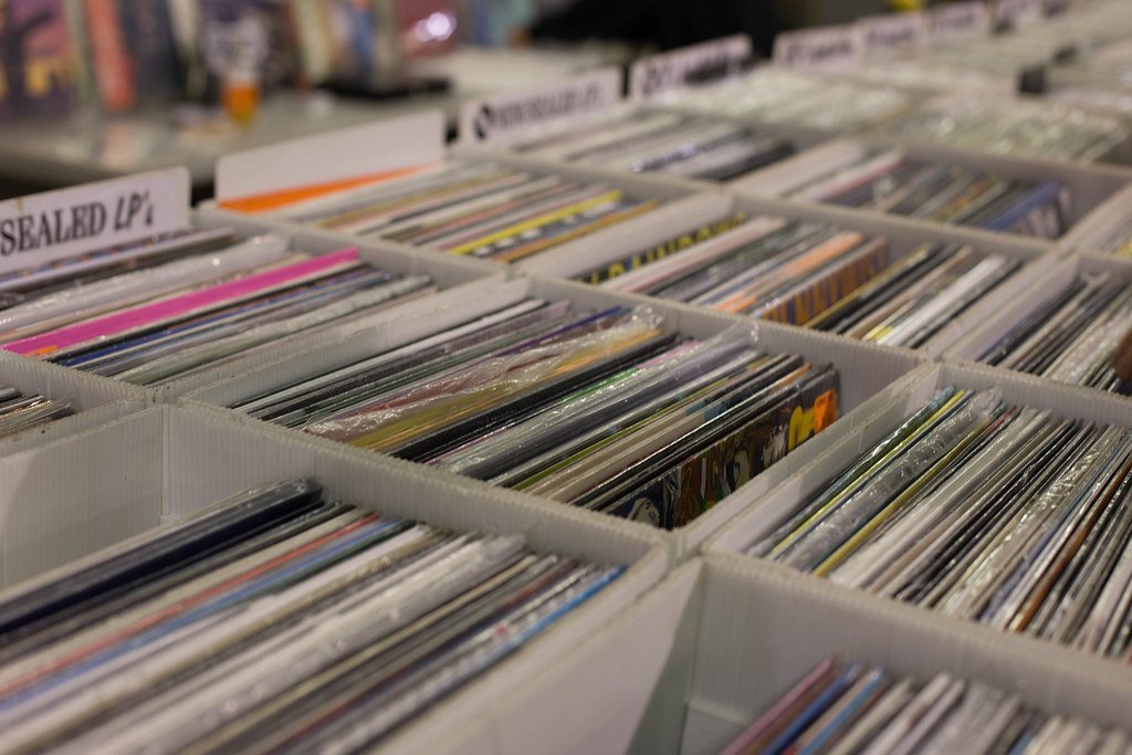 Time to Dust Them Off (David Hilowitz, Flickr, CC BY 2.0)