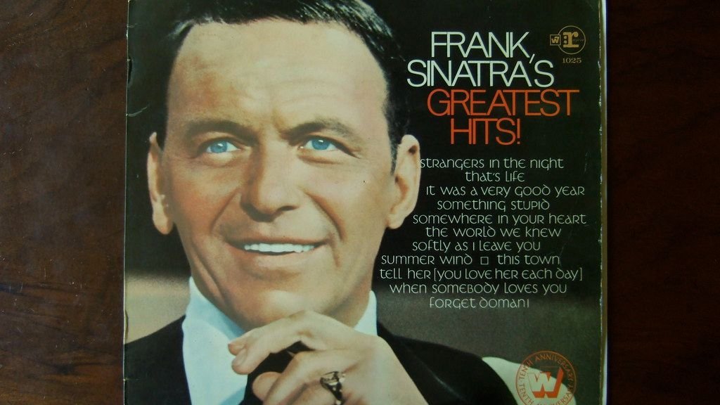 10 Legendary Singers Whose Voices Still Haunt Us Decades Later