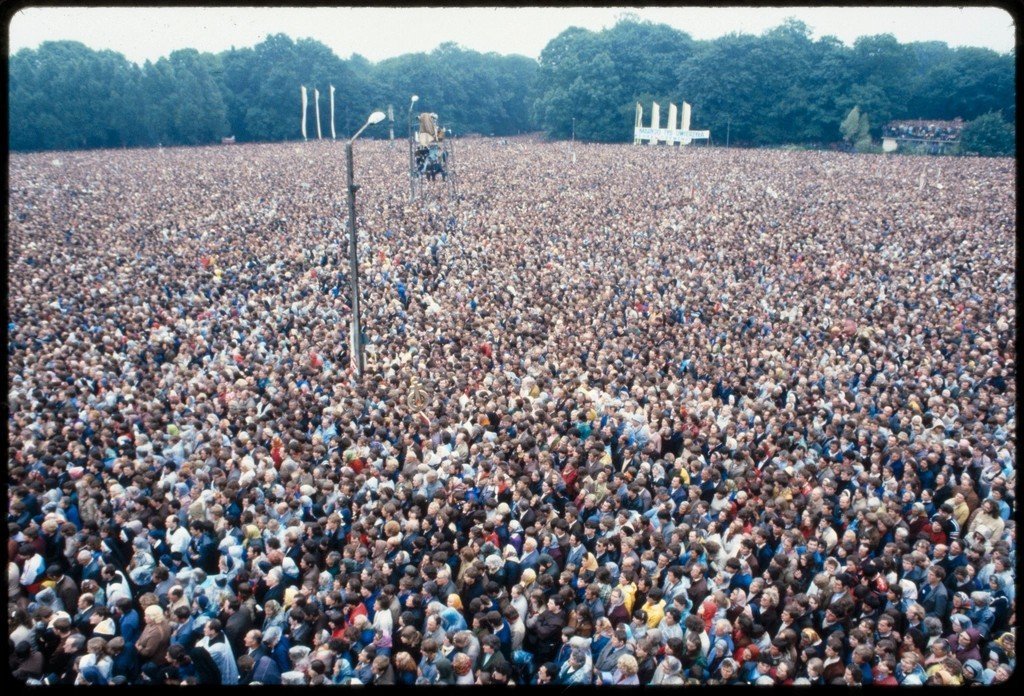 Pink Floyd: Live at Pompeii (Pink Floyd, 1972) (Image Credits: Rawpixel)