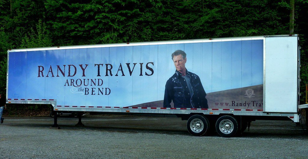 Three Wooden Crosses by Randy Travis (CP Thornton, Flickr, CC BY 2.0)