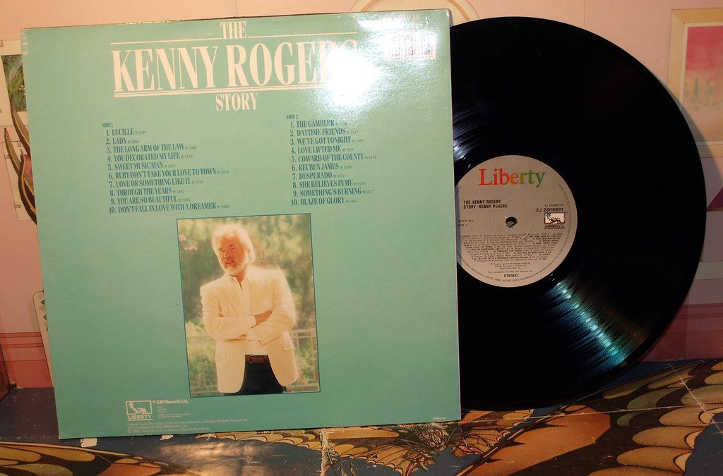 Ruby, Don't Take Your Love to Town by Kenny Rogers (badgreeb RECORDS - art -photos, Flickr, CC BY-SA 2.0)