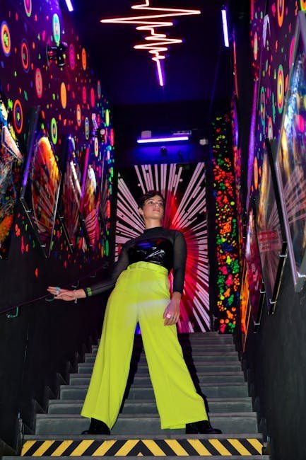 Neon Colors (Image Credits: Pexels)