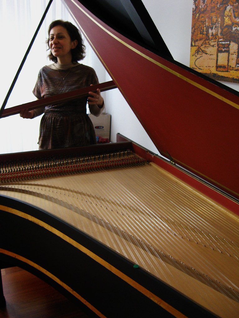 Harpsichord (Carlos Ebert, Flickr, CC BY 2.0)