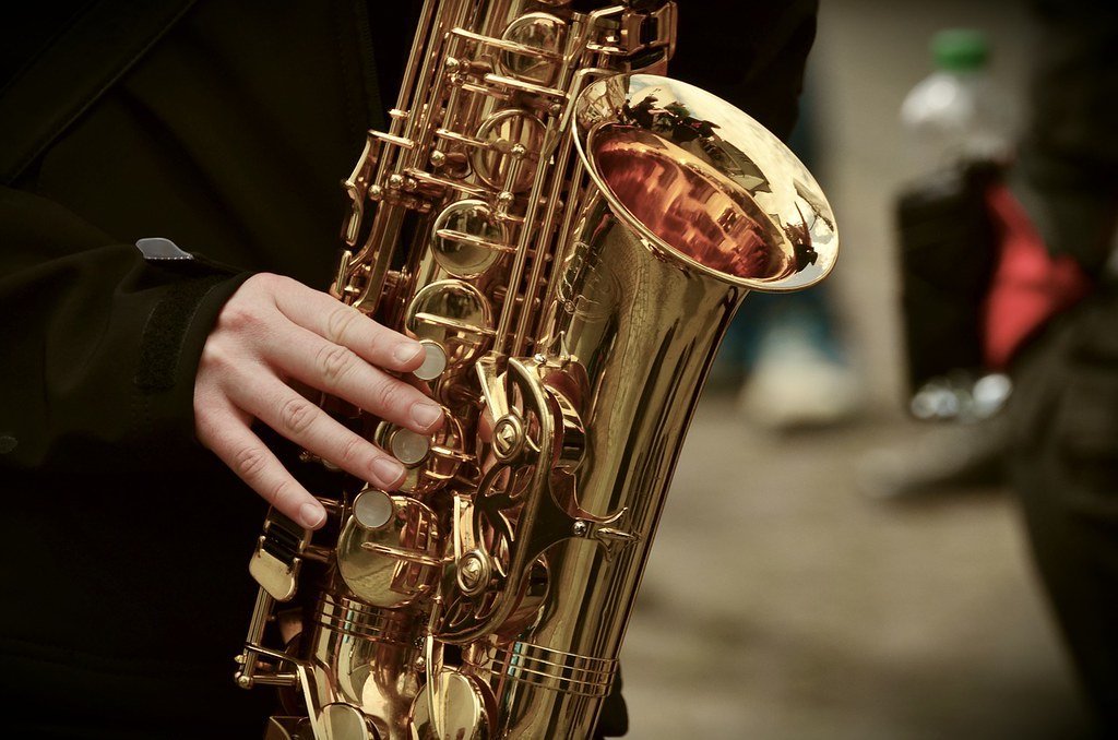 Saxophone (richard_clyborne, Flickr, CC BY 2.0)