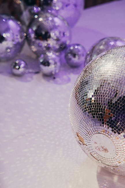 Disco Funk Grooves Resurface (Image Credits: Pexels)