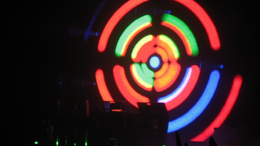 "Galvanize" by The Chemical Brothers (2005) (wonker, Flickr, CC BY 2.0)