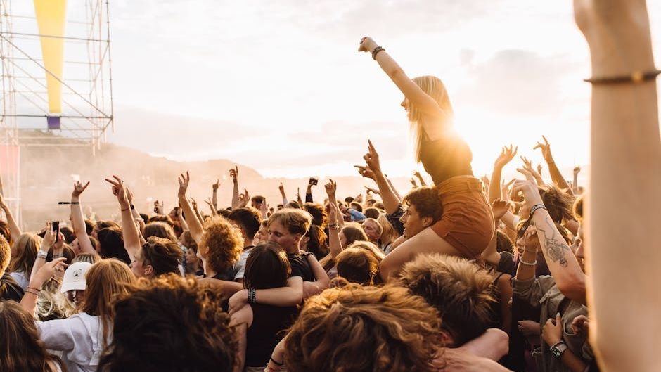 10 Legendary Summer Anthems That Defined a Generation of Festival-Goers