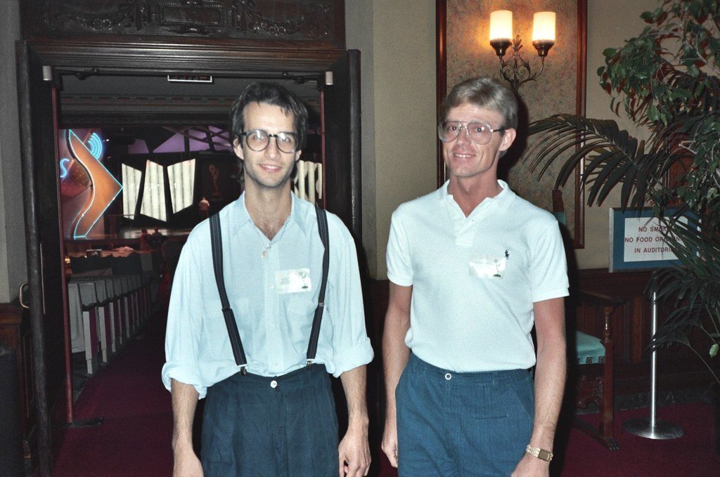 Perfect Strangers (Alan Light, Flickr, CC BY 2.0)