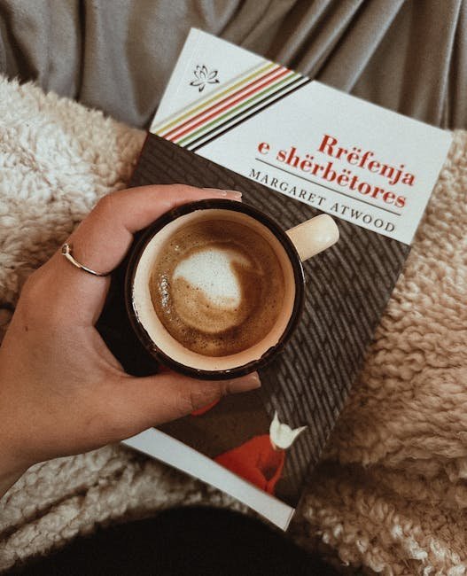Margaret Atwood (Image Credits: Pexels)
