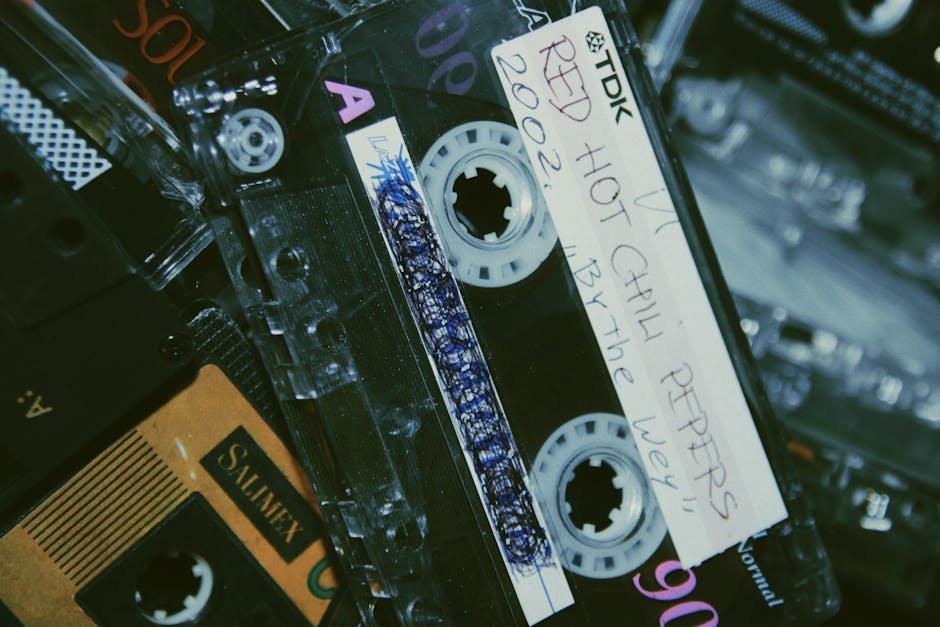 The 1990s: Alternative Waves and Raves (Image Credits: Pexels)
