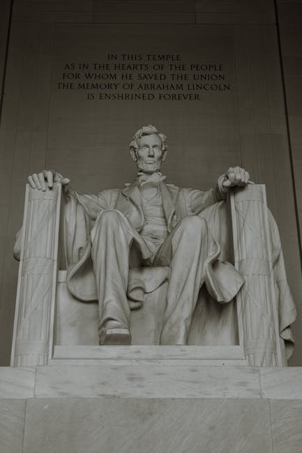 Abraham Lincoln's Gettysburg Address (1863) (Image Credits: Pexels)