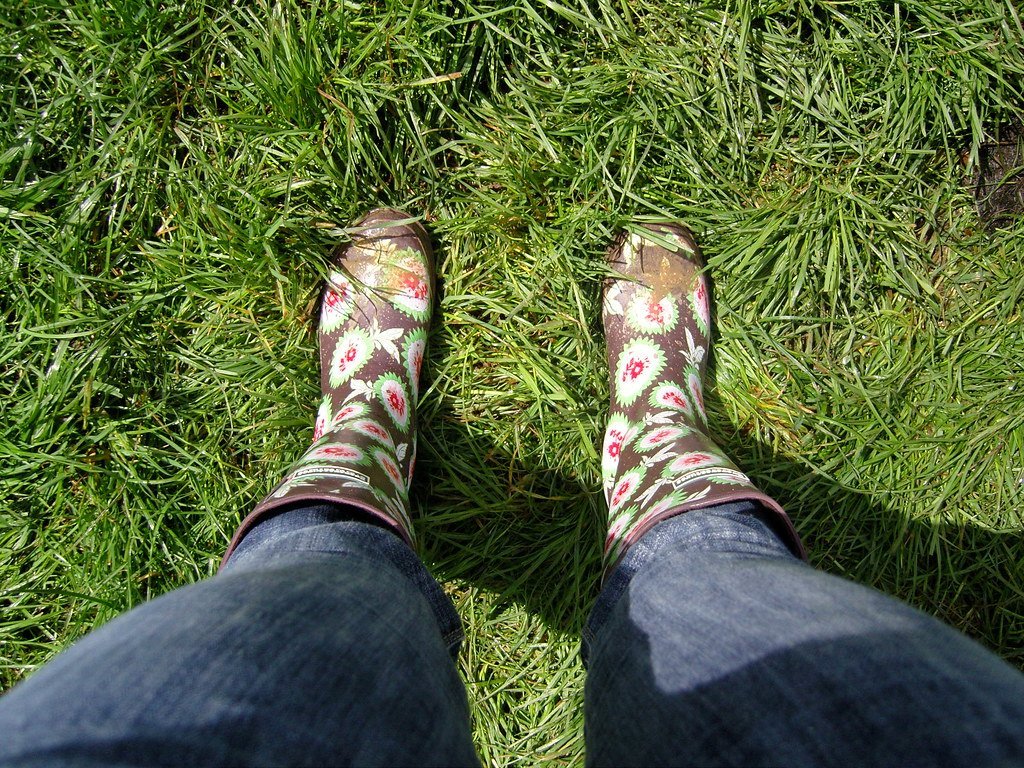Mud-Proof Wellies at Glastonbury (cowbite, Flickr, CC BY-SA 2.0)