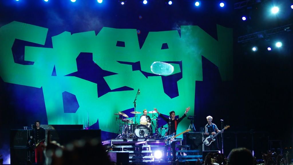 13 Songs Whose Lyrics Fans Always Misinterpret