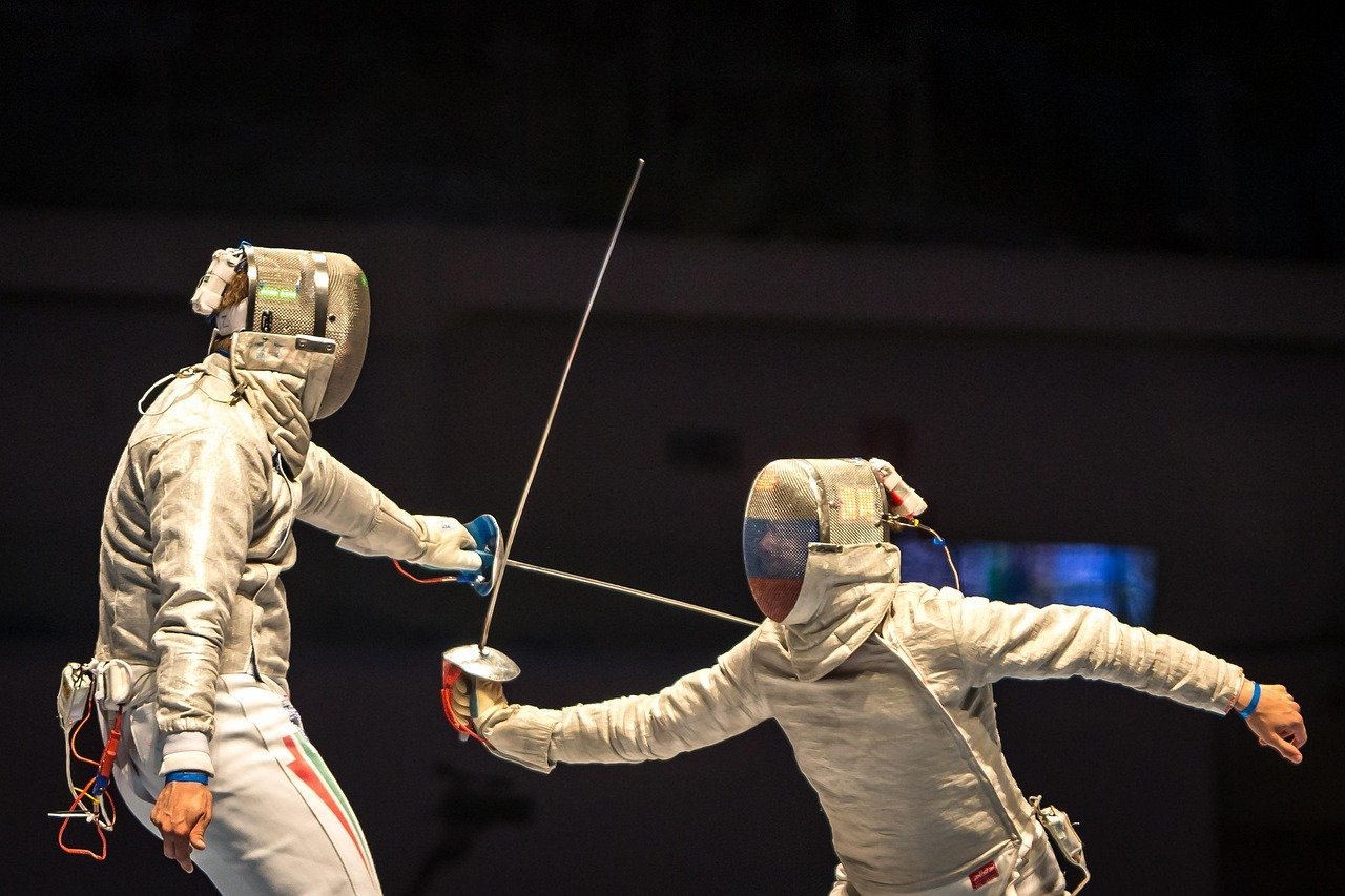 Bruce Dickinson: Elite Fencing (Image Credits: Pixabay)