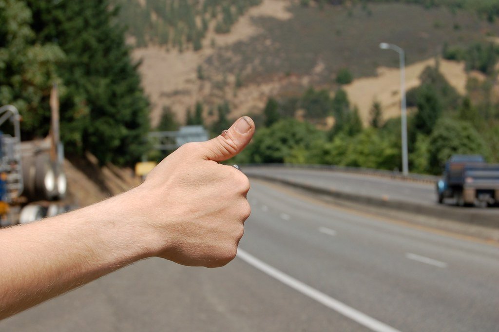 Hitch Hike (mattlemmon, Flickr, CC BY-SA 2.0)