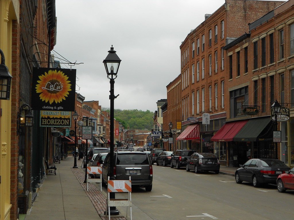 1. Galena, Illinois (moistpics3, Flickr, CC BY 2.0)