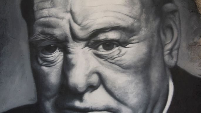 15 Historical Figures Who Were Secretly Huge Fans of Pop Culture and Entertainment
