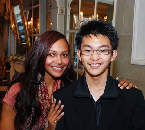 Samantha Mumba (Vance Tan Official™, CC BY-SA 3.0)