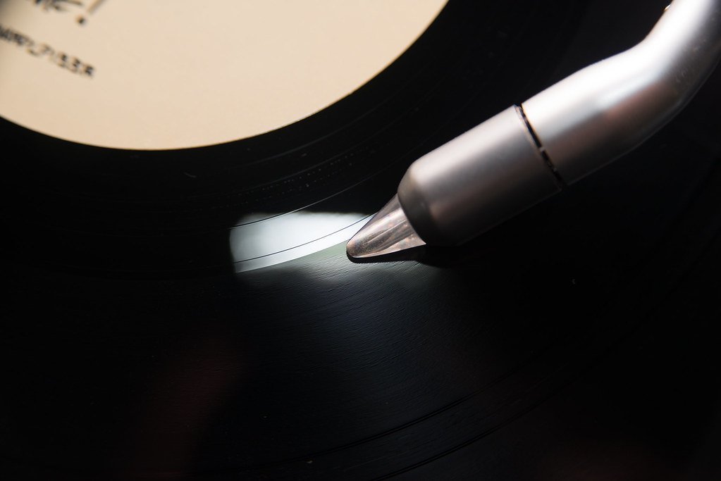Rediscovering Past Music (Project-128, Flickr, CC BY 2.0)