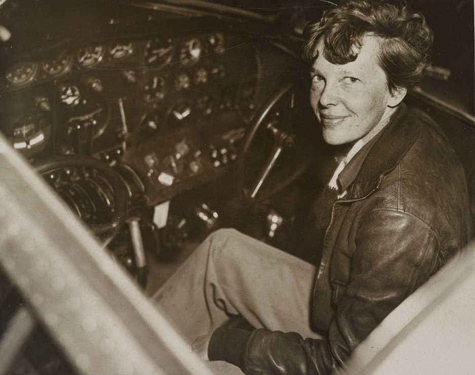 Amelia Earhart's Disappearance (This image  is available from the United States Library of Congress's Prints and Photographs division under the digital ID ppmsca.31771.This tag does not indicate the copyright status of the attached work. A normal copyright tag is still required. See Commons:Licensing., Public domain)