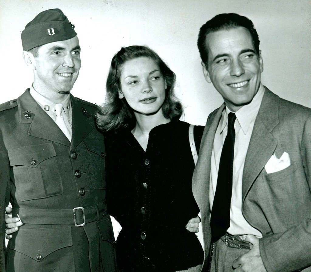 Humphrey Bogart and Lauren Bacall (Archives Branch, USMC History Division, Flickr, CC BY 2.0)