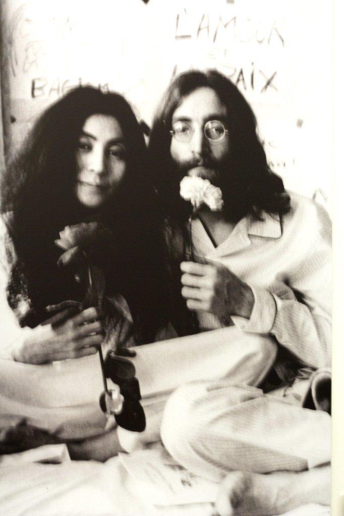 John Lennon and Yoko Ono (Zanastardust, Flickr, CC BY 2.0)