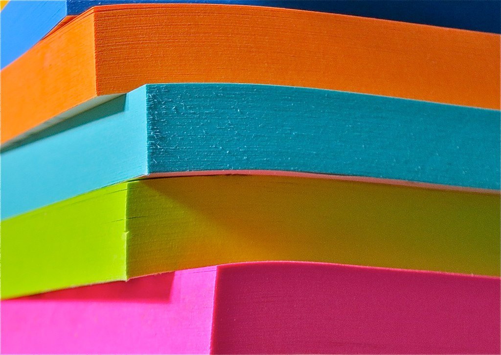 Post-it Notes (Dean Hochman, Flickr, CC BY 2.0)