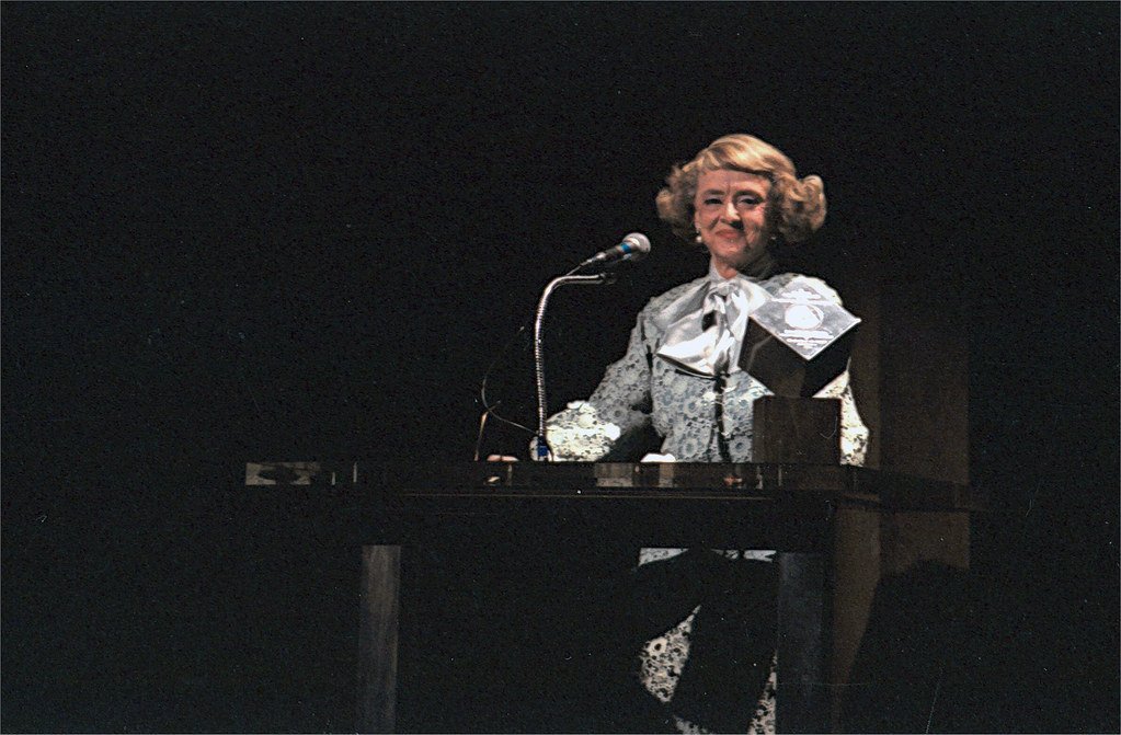 Bette Davis (Alan Light, Flickr, CC BY 2.0)
