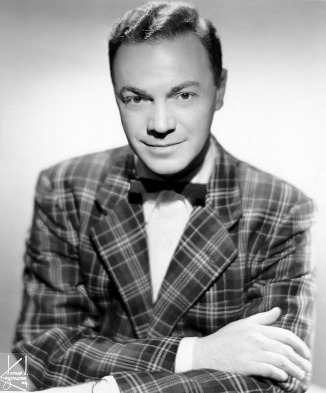 Alan Freed Coins the Term "Rock and Roll" (Original text : eBay
front

back), Public domain)