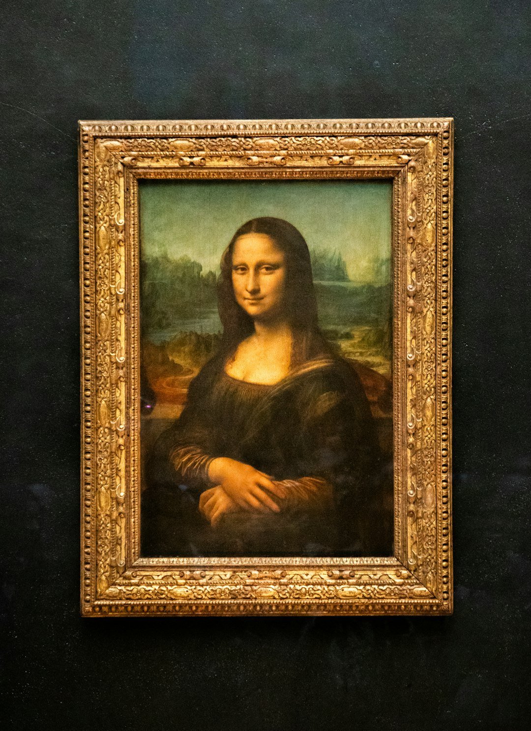 5. He Was Suspected in the Mona Lisa Theft (Image Credits: Unsplash)