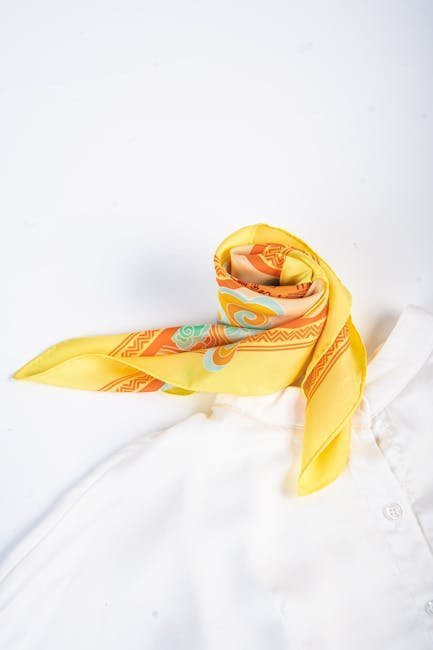 Silk Scarf (Image Credits: Pexels)