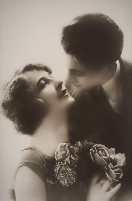 Douglas Fairbanks and Mary Pickford (Image Credits: Pexels)