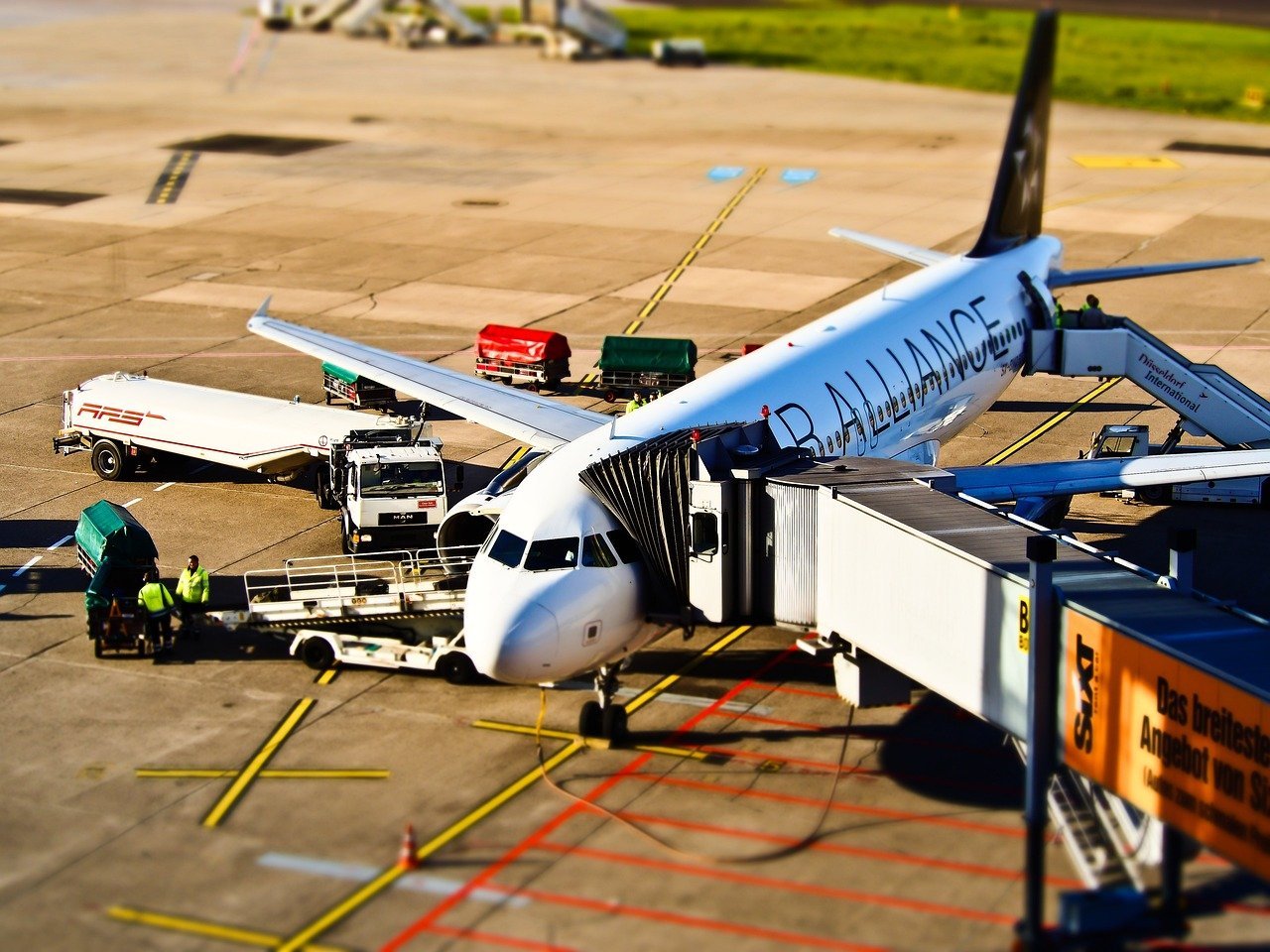 6. Scout the Airport Before You Ever Arrive (Image Credits: Pixabay)