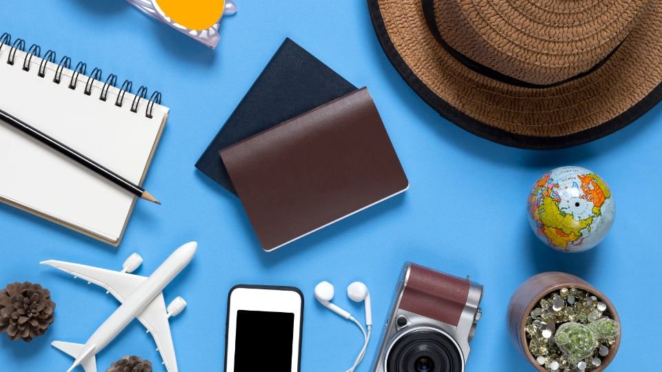 15 Packing Tricks Retirees Swear By That Most Travelers Miss