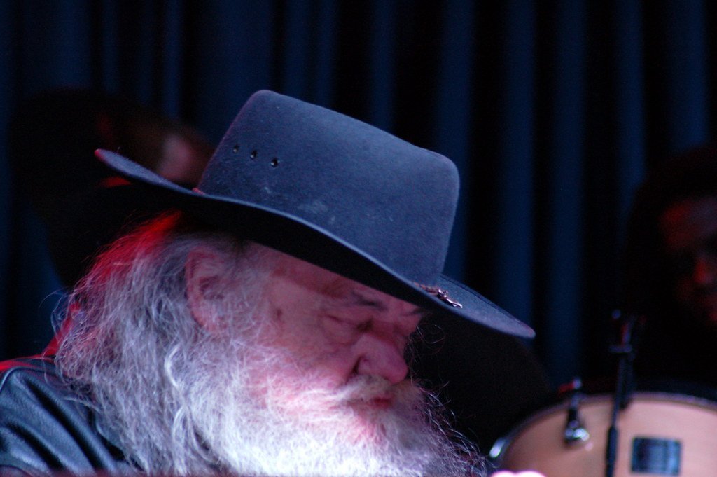 Garth Hudson (3.26, Flickr, CC BY-SA 2.0)