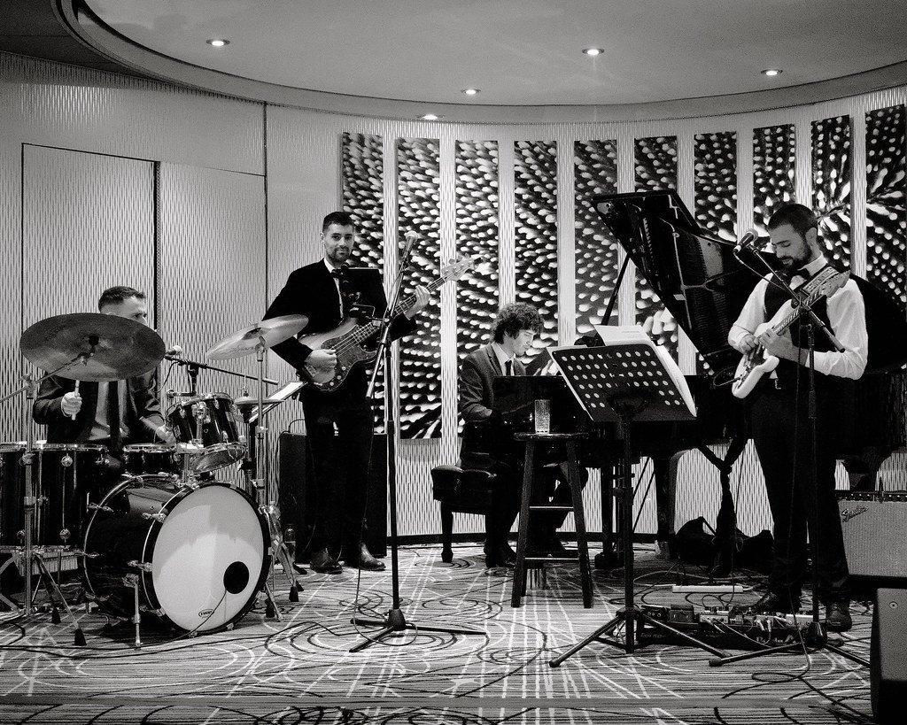 Open Arms by Journey (1981) (A Guy Named Nyal, Flickr, CC BY-SA 2.0)