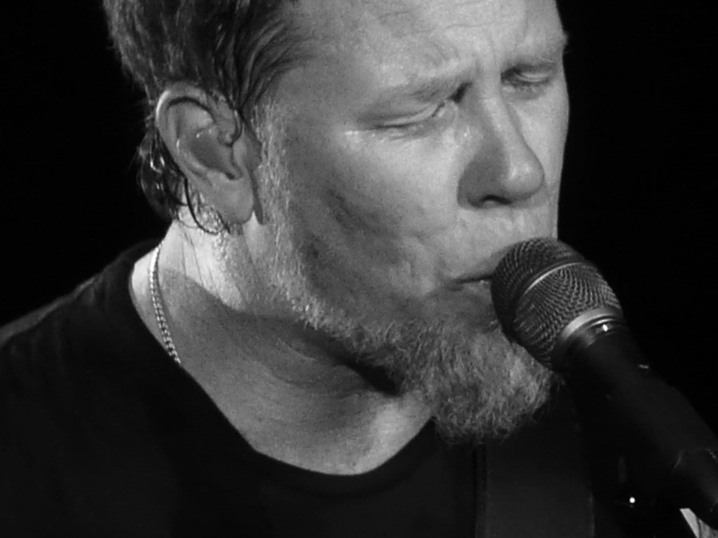 Nothing Else Matters by Metallica (1991) (6tee-zeven, Flickr, CC BY 2.0)