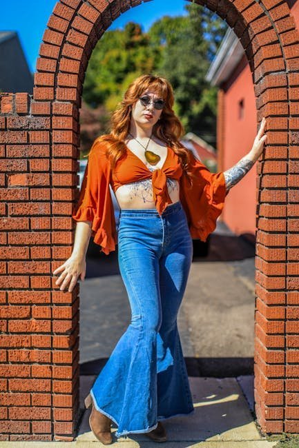 Flared Pants (Image Credits: Pexels)