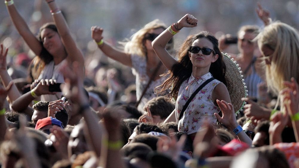 10 Festival Moments So Wild, They Became Instant Music History Legends