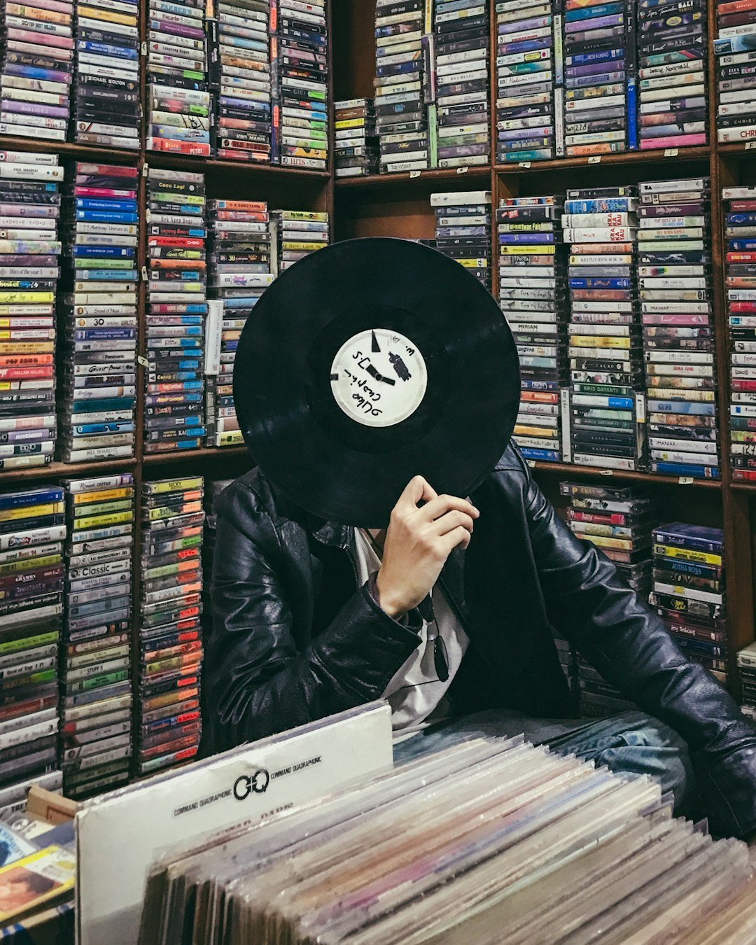Cancer: Dreamy R&B Comfort (Image Credits: Unsplash)