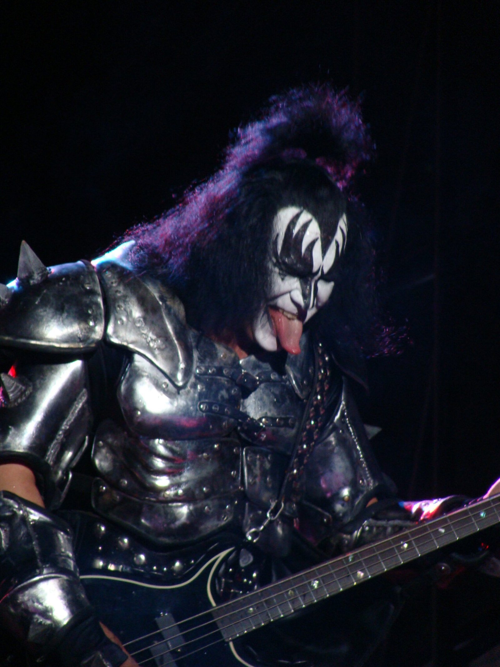 Gene Simmons and the Grafted Cow Tongue (Gene Simmons (KISS), CC BY 2.0)
