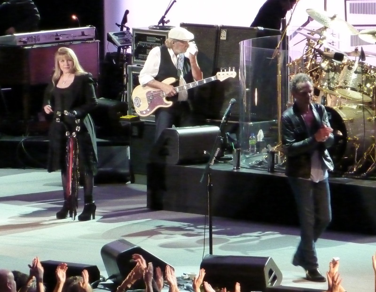 Stevie Nicks and the Cocaine Habit Myth (Fleetwood Mac Birmingham NIA 1

Uploaded by tm, CC BY 2.0)