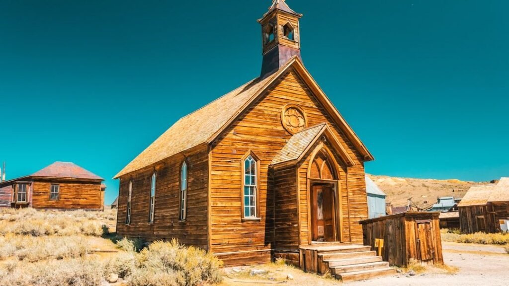 15 Unforgettable US Destinations That Feel Like a Dramatic Blast From the Past
