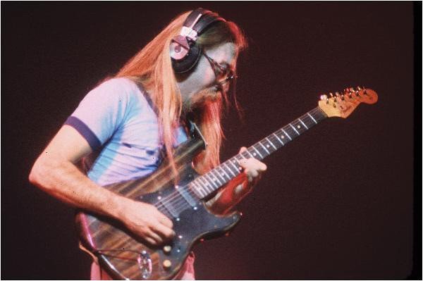 China Grove by the Doobie Brothers (CLender, Flickr, CC BY 2.0)