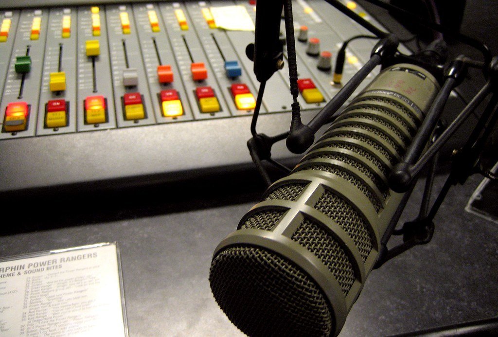 Radio Ga Ga (Dave Kleinschmidt, Flickr, CC BY-SA 2.0)